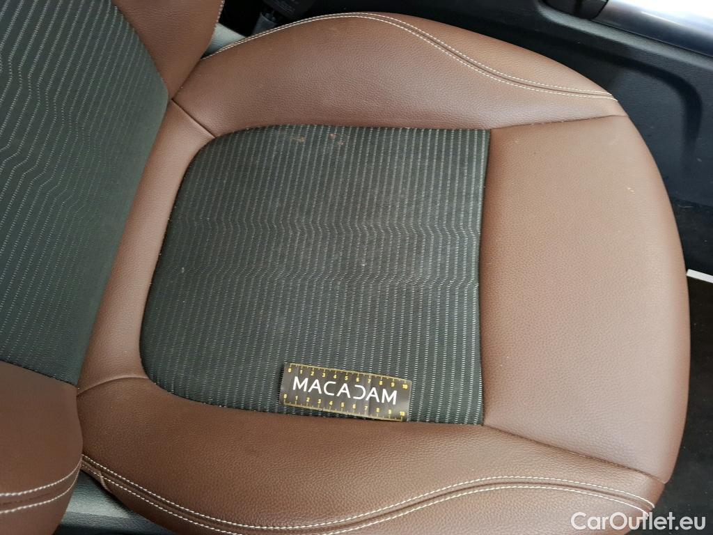  Mercedes  GLA MERCEDES-BENZ  / 2020 / 5P / SUV 2.0  200 D BUSINESS LINE DCT #28