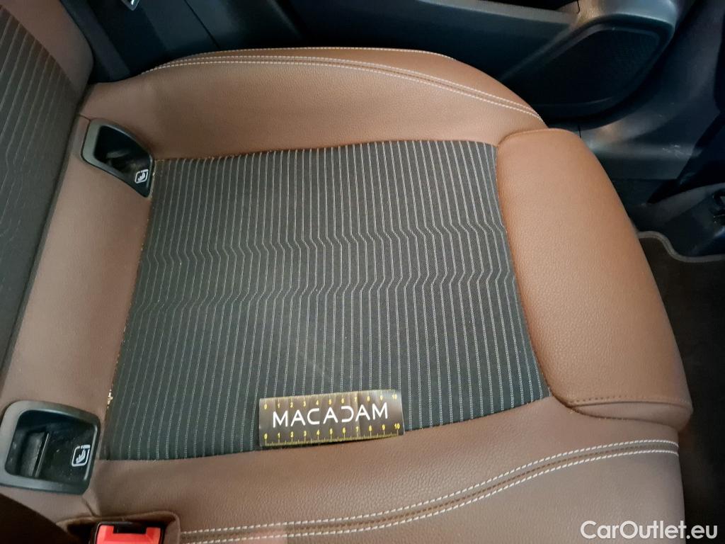  Mercedes  GLA MERCEDES-BENZ  / 2020 / 5P / SUV 2.0  200 D BUSINESS LINE DCT #33