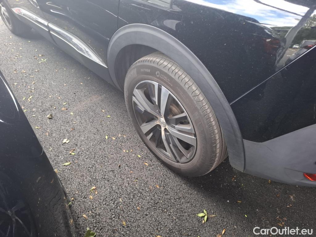  Peugeot  5008  Allure 1.5 HDi 130CV BVA8 7 Sieges E6d #2