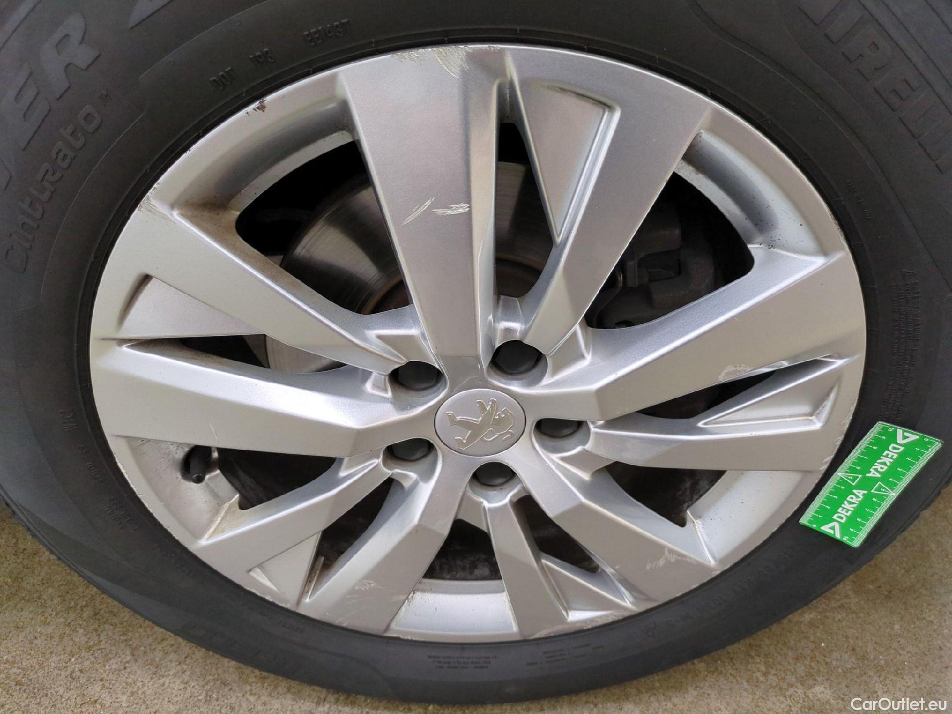  Peugeot  5008  Active Business 1.5 HDi 130CV BVA8 7 Sieges E6d #24