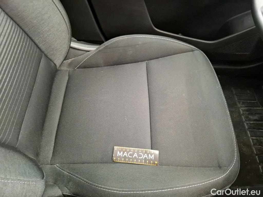  Renault  Captur  II Business 1.5 dCi 115CV BVM6 E6dT #35