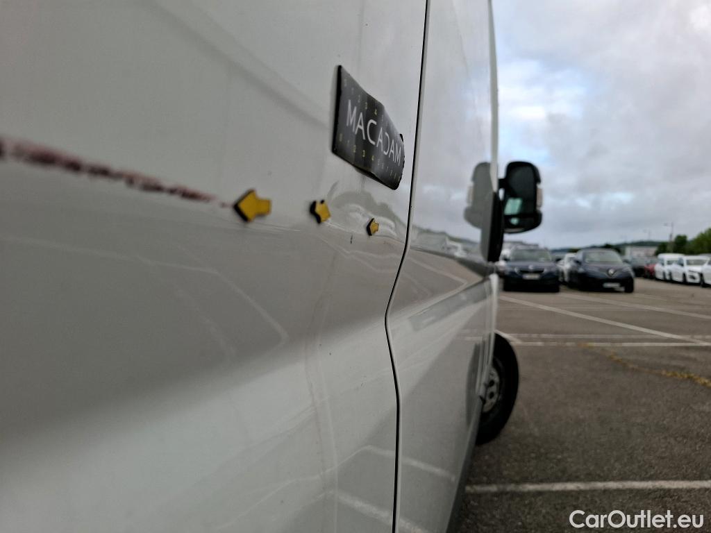  Citroen  Jumper CITROEN  / 2014 / 4P / Fourgon tôlé 35 L2H2 BlueHDi 120 S&S BVM6 Driver #12