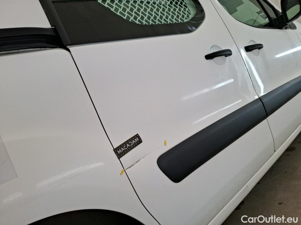  Citroen  Berlingo  Fourgon Club L1 (Court) 1.6 BlueHDi 100CV BVM5 E6 #1
