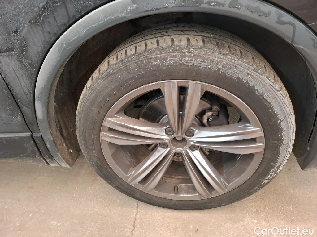  Volkswagen  Tiguan  Carat BMT 2.0 TDI 150CV BVA7 E6 #24