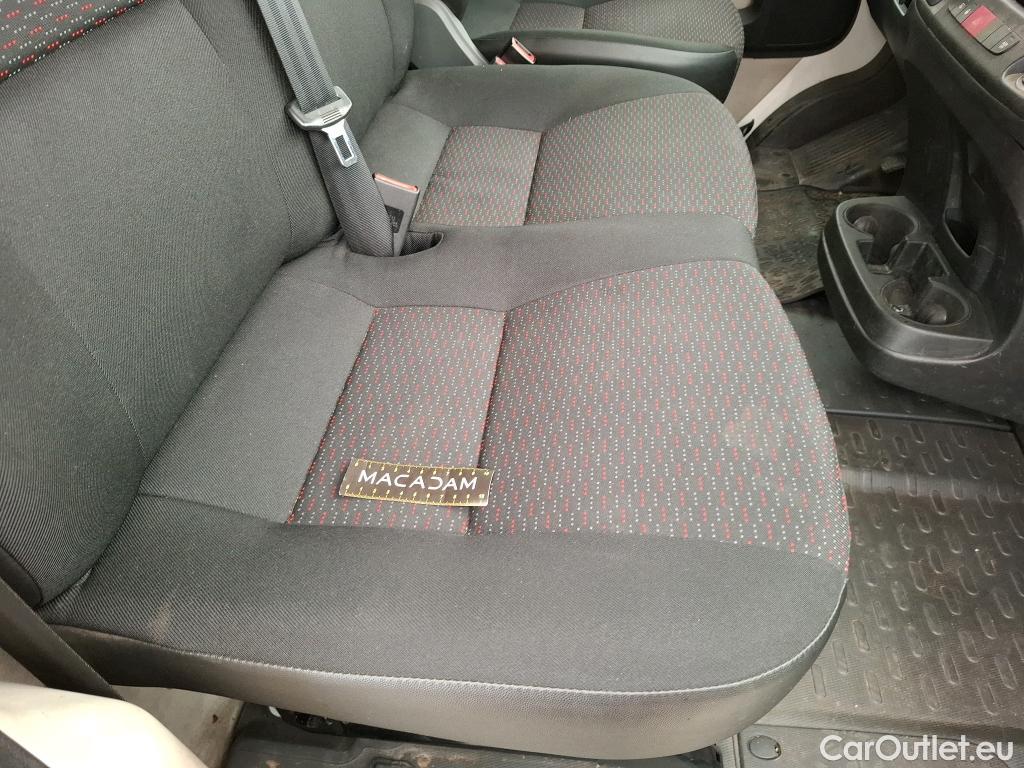  Citroen  Jumper CITROEN  VU 4p Fourgon 33 L2H2 BlueHDi 130 BVM6 Club #27