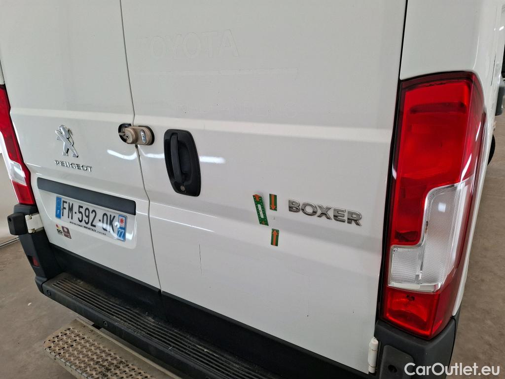  Peugeot  Boxer PEUGEOT  / 2014 / 4P / Fourgon tôlé BlueHDi S&S 140 S&S ASPHALT 333 L2H2 #12