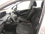  Peugeot  208  Affaire Premium 1.6 HDi 75CV BVM5 E6 #10