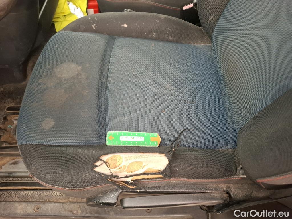 Renault  Master RENAULT  VU 4p Fourgon FG GCf TracF3500 L2H2 Energy dCi135 #17