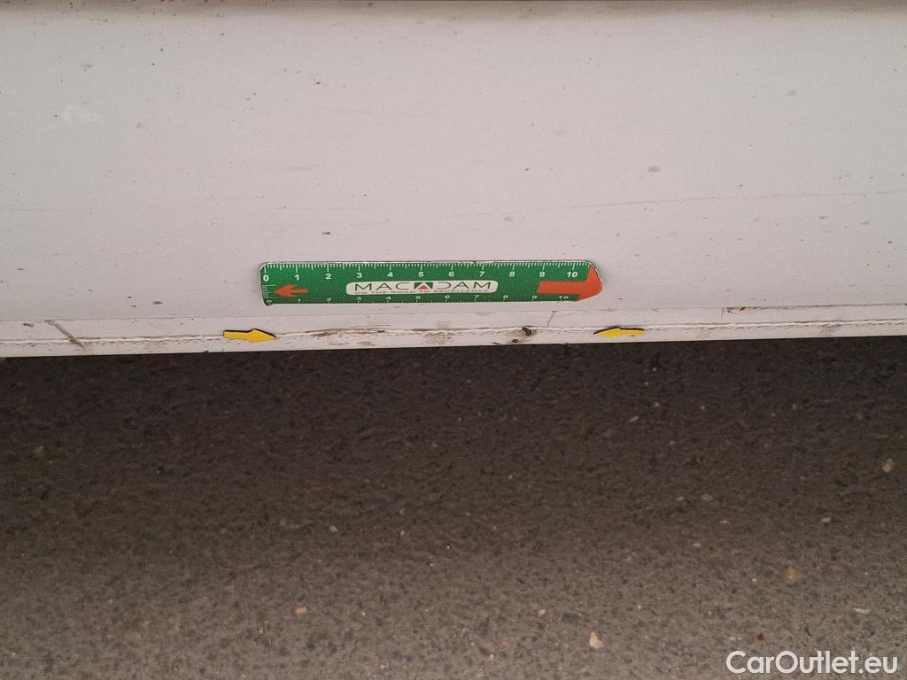  Renault  Master  III Fourgon L3H2 3 5 Grand Confort dCi 135CV BVM6 E6dT #17