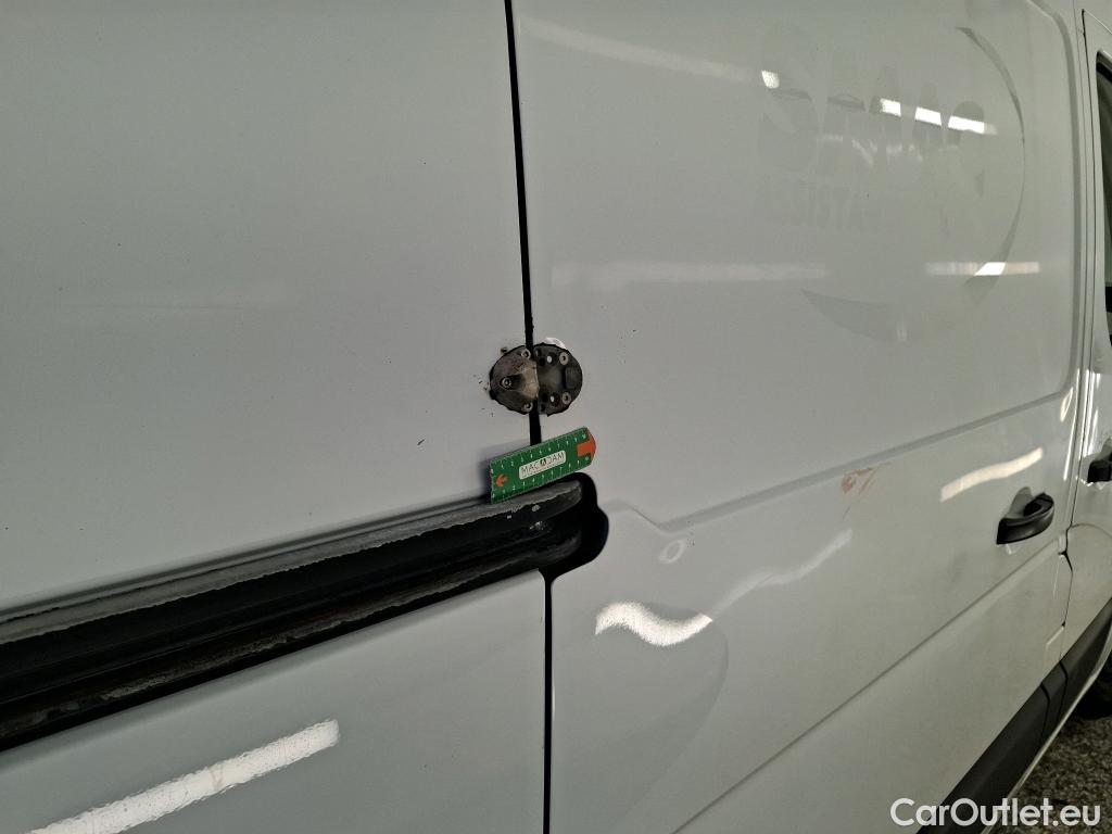  Renault  Master RENAULT  VU 4p Fourgon FG GCf TracF3500 L2H2 Energy dCi135 #24
