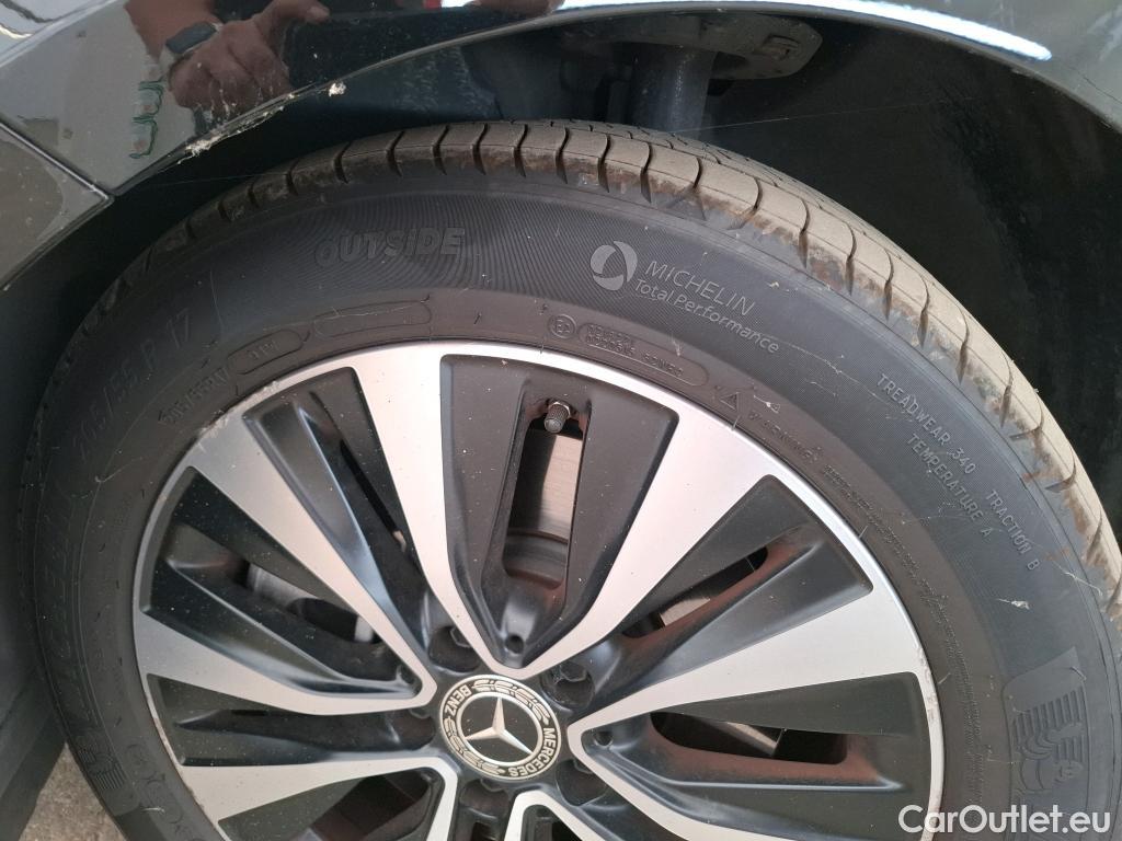  Mercedes  A-Klasse MERCEDES-BENZ Classe A Compact / 2018 / 5P / Berline A 250 e Business Line 8G-DCT #17