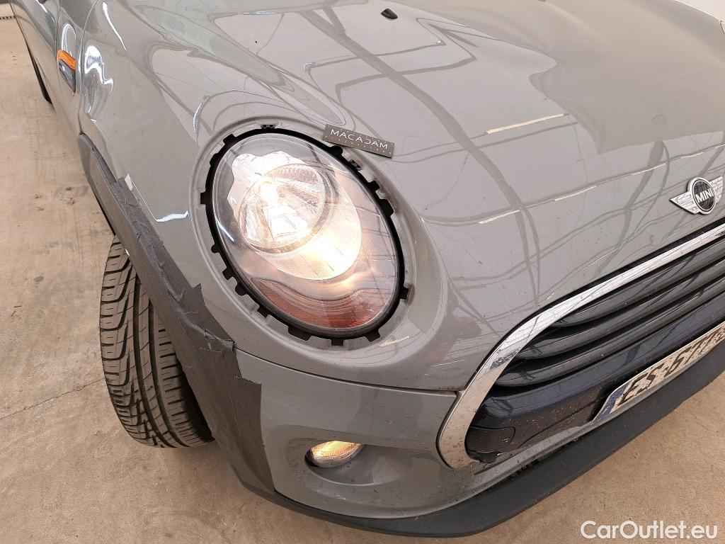  Mini  Cooper MINI Mini / 2014 / 5P / Berline  D 116 ch #57