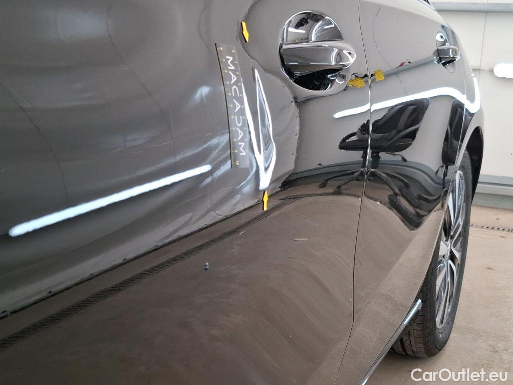  Mercedes  A-Klasse MERCEDES-BENZ Classe A Compact / 2018 / 5P / Berline A 180 d Business Line 8G-DCT #2