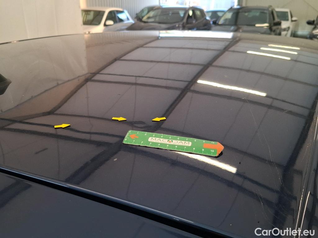  Renault  Megane  IV Berline 5pt. Business 1.3 TCe 140CV BVA7 E6d #25