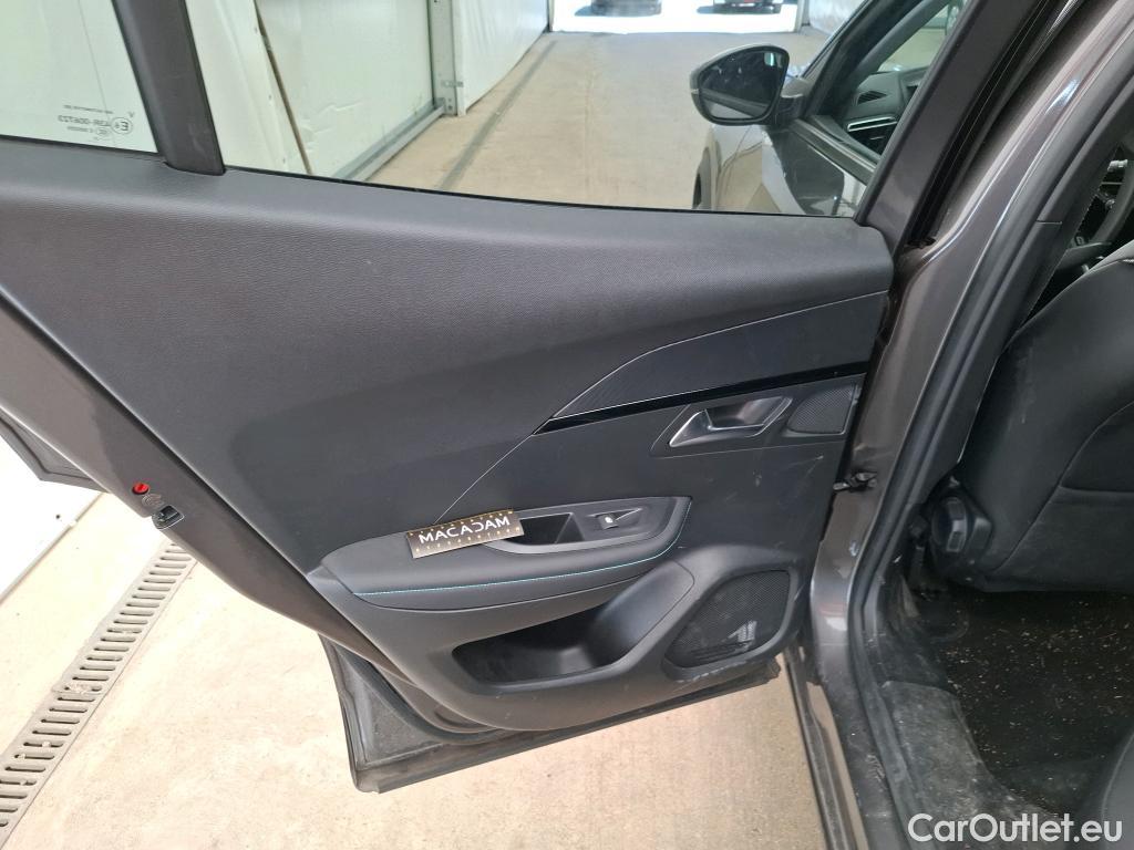  Peugeot  2008  Allure Business 1.2 PureTech 100CV BVM6 E6d #18