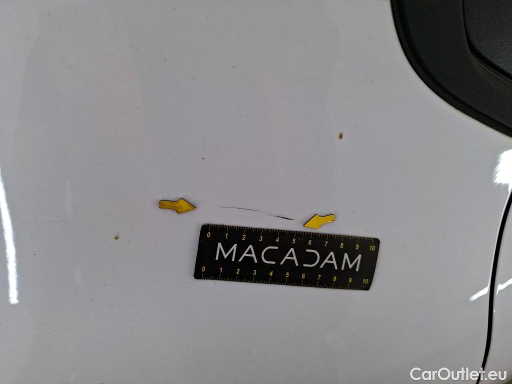  Citroen  C3  Société Feel Nav 1.5 BlueHDI 100CV BVM6 E6dT #13