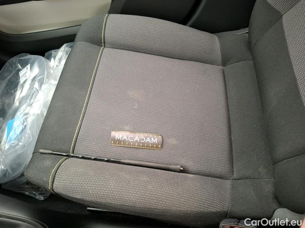  Citroen  C3  Société Feel Nav 1.2 PureTech 80CV BVM5 E6d #7