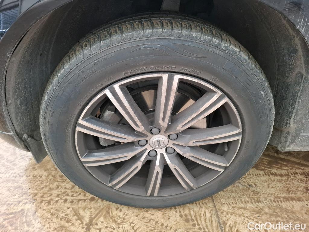  Volvo  XC60 VOLVO  / 2017 / 5P / SUV B4 197 Geartronic 8 Inscription #41