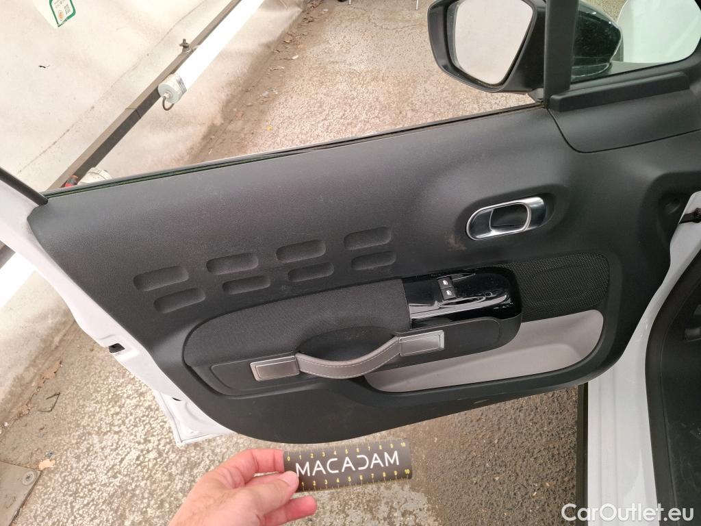  Citroen  C3  Société Feel Nav 1.2 PureTech 80CV BVM5 E6d #3
