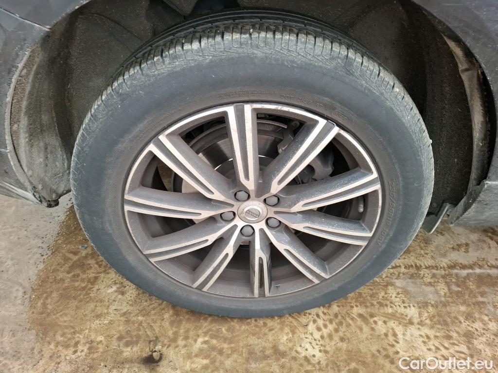  Volvo  XC60 VOLVO  / 2017 / 5P / SUV B4 197 Geartronic 8 Inscription #30