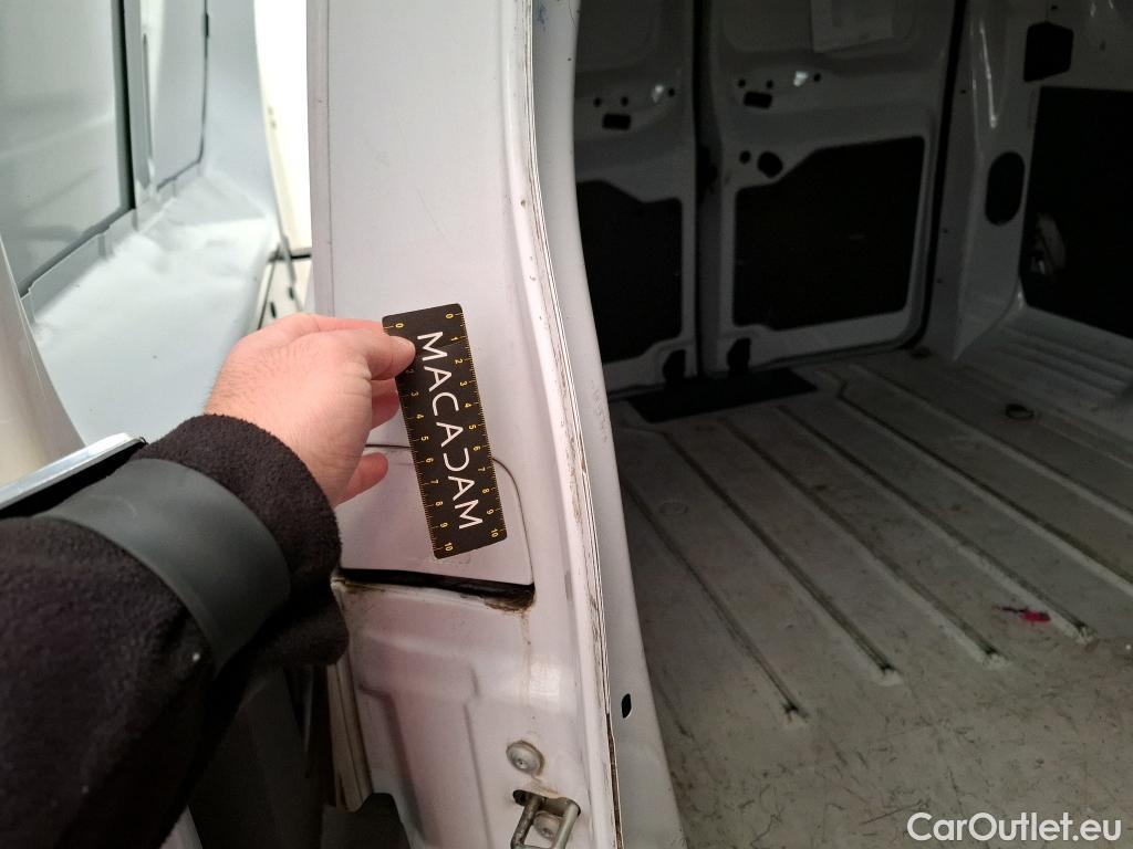 Citroen  Jumpy CITROEN E- / 2016 / 4P / Fourgon tôlé Taille XL 136ch 75kWh #125