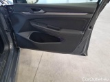  Volkswagen  Golf  VOLKSWAGEN / 2019 / 5P / BERLINA 2.0 TDI SCR STYLE DSG #87