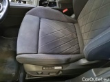  Volkswagen  Golf  VOLKSWAGEN / 2019 / 5P / BERLINA 2.0 TDI SCR STYLE DSG #122