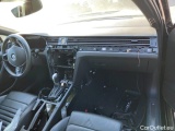  Volkswagen  Passat Volkswagen  Variant 1.6 TDI Highline Business DSG-7 5d !! Damaged car !!  #35
