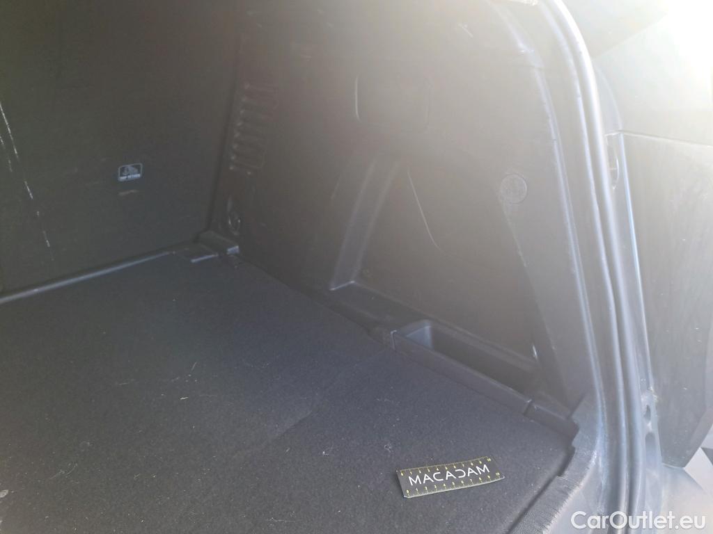  Peugeot  3008  II Active Pack 1.2 PureTech 130CV BVA8 E6d #5
