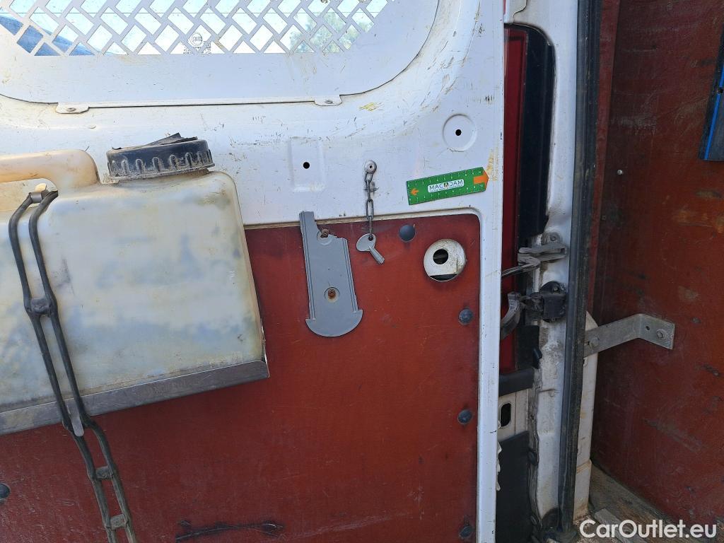  Peugeot  Boxer  Fourgon Surélevé 335 L2H2 Komfort BlueHDi 130 Stop&Start #31