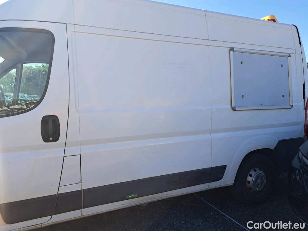  Peugeot  Boxer  Fourgon Surélevé 335 L2H2 Komfort BlueHDi 130 Stop&Start #4