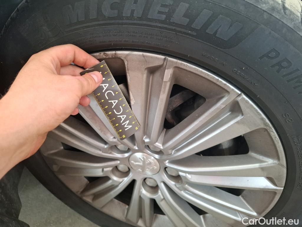  Peugeot  308  Allure 1.2 PureTech 130CV BVA8 E6d #22