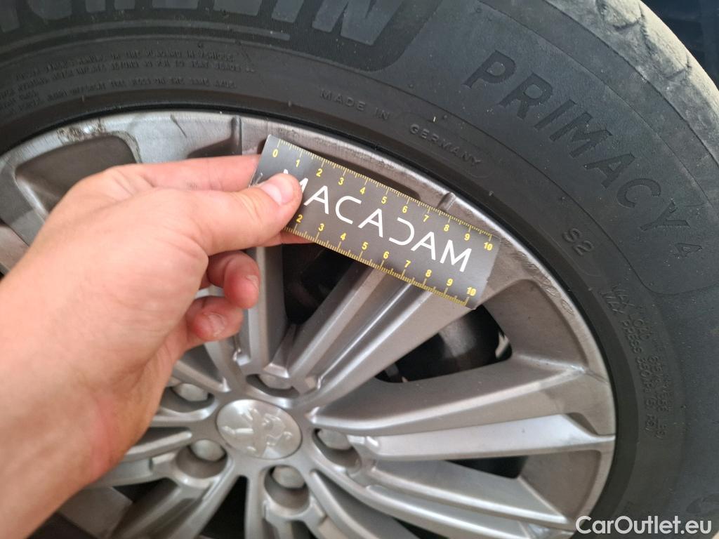  Peugeot  308  Allure 1.2 PureTech 130CV BVA8 E6d #20