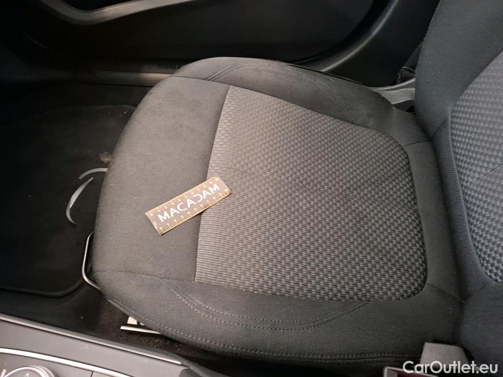  Bmw  Serie 1 BMW Série 1 5p Berline 116d BVA8 Business Design #8