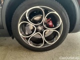  Alfa Romeo   STELVIO ALFA ROMEO / 2017 / 5P / SUV 2.2 TD 190 CV SPRINT AT8 Q4 #96
