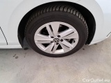 Volkswagen  Golf  VOLKSWAGEN / 2019 / 5P / BERLINA 2.0 TDI SCR 85KW LIFE #20