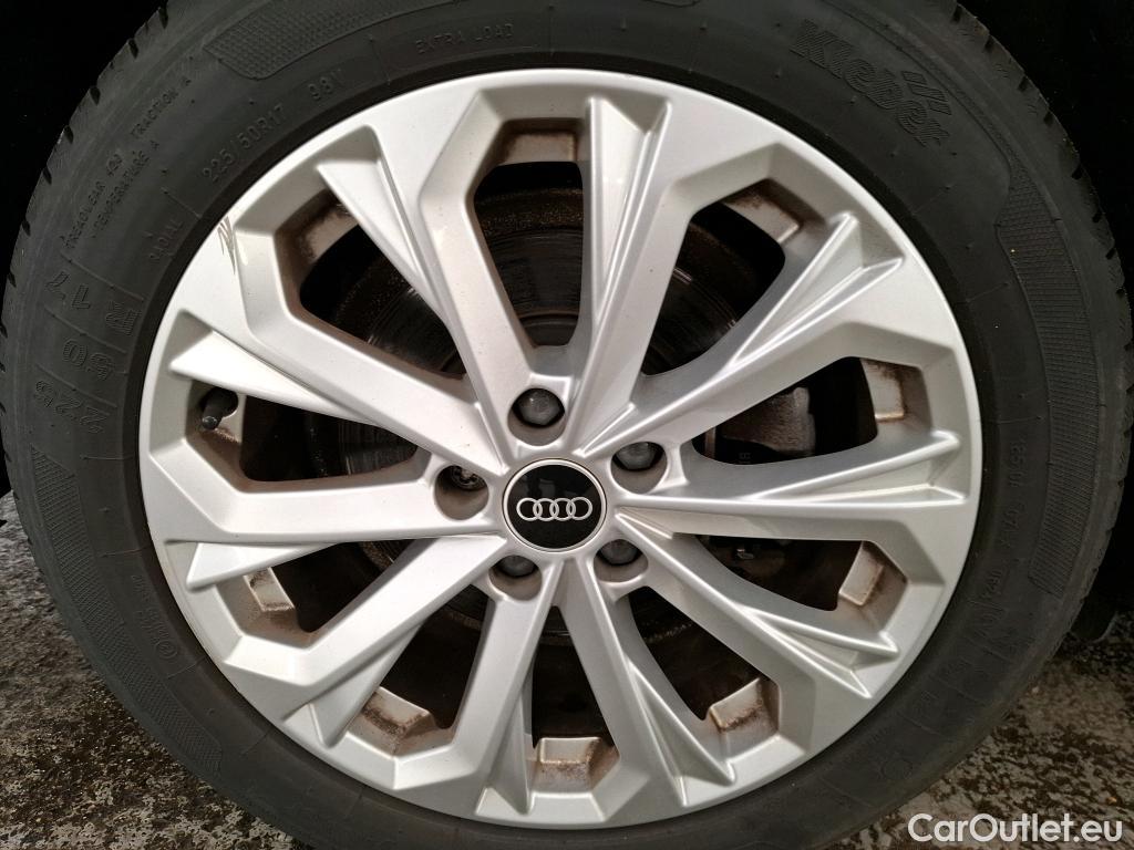  Audi  A4  Avant 30 TDI Business Line 2.0 TDI 135CV BVA7 E6d #14