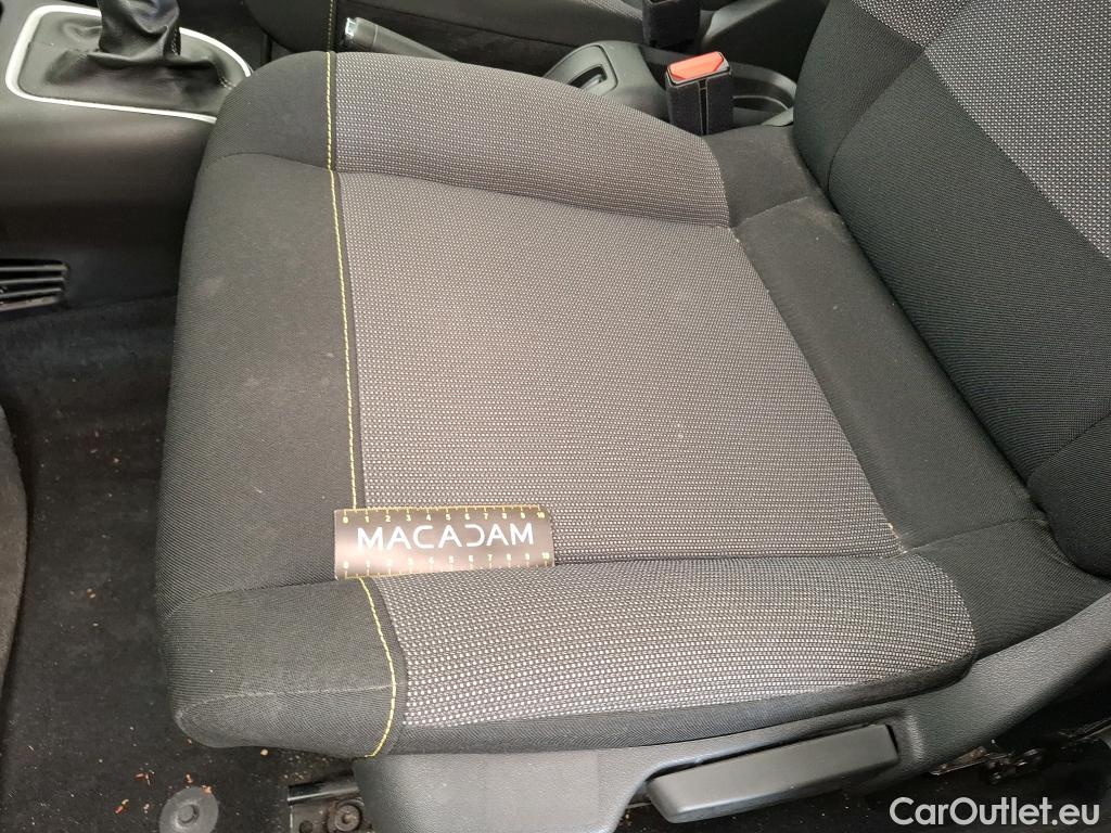  Citroen  C3  Shine Business 1.2 PureTech 110CV BVM6 E6d #25
