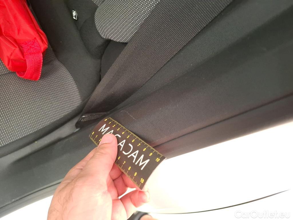 Citroen  C3  Feel 1.2 PureTech 70CV BVM5 E6 #3