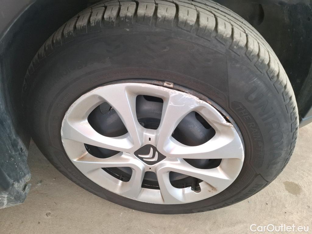  Citroen  C3  Feel 1.2 PureTech 70CV BVM5 E6 #7