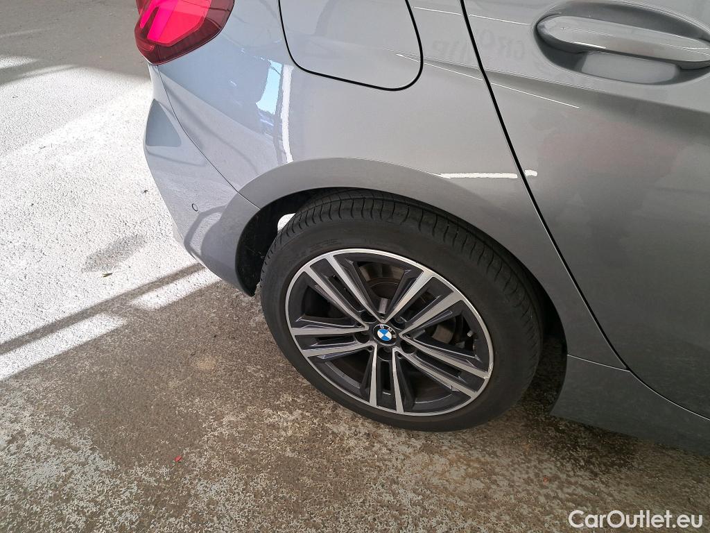  Bmw  Serie 1 BMW Série 1 2019 5P Berline 116i DKG7 Business Design #14