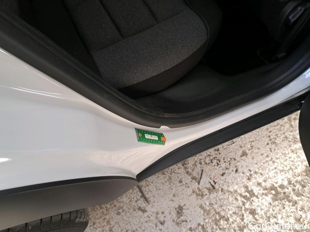  Citroen  C4 Cactus  Shine 1.2 PureTech 110CV BVM6 E6d #5
