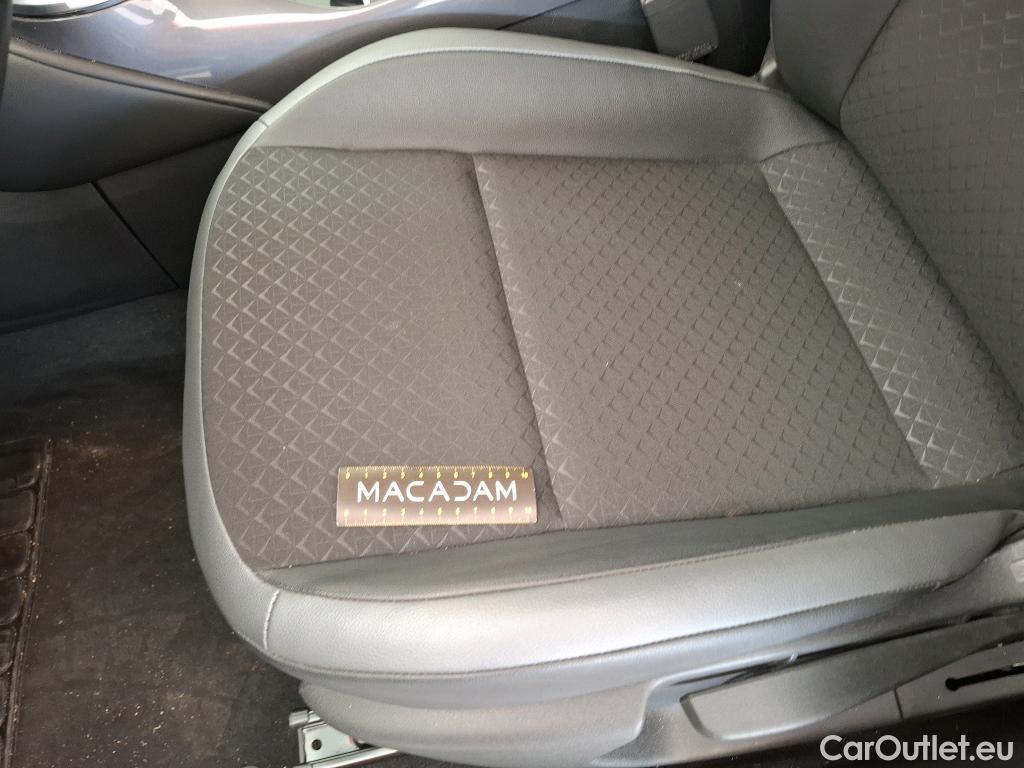  Nissan  Juke NISSAN  2019 5P Crossover Hybrid 143 Business #10