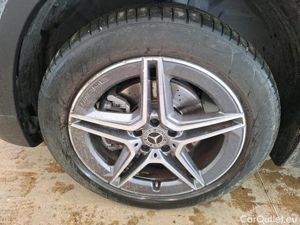  Mercedes  GLB MERCEDES-BENZ  / 2019 / 5P / SUV  200 d AMG Line #17