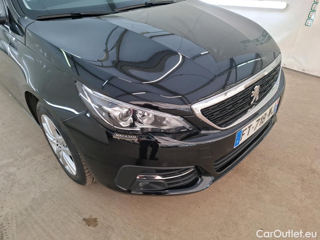  Peugeot  308 PEUGEOT  / 2017 / 5P / Berline BlueHDi 130 EAT8 S&S ACTIVE BUSINESS #52
