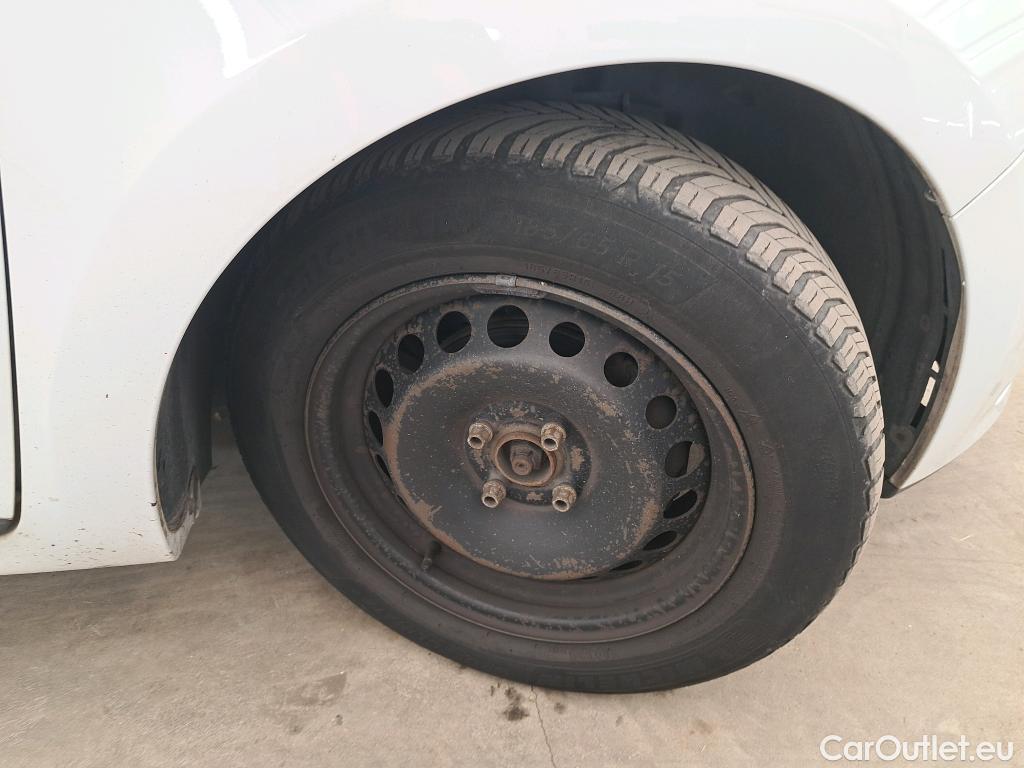  Renault  Clio  IV Air 1.5 dCi 75CV BVM5 E6 #29