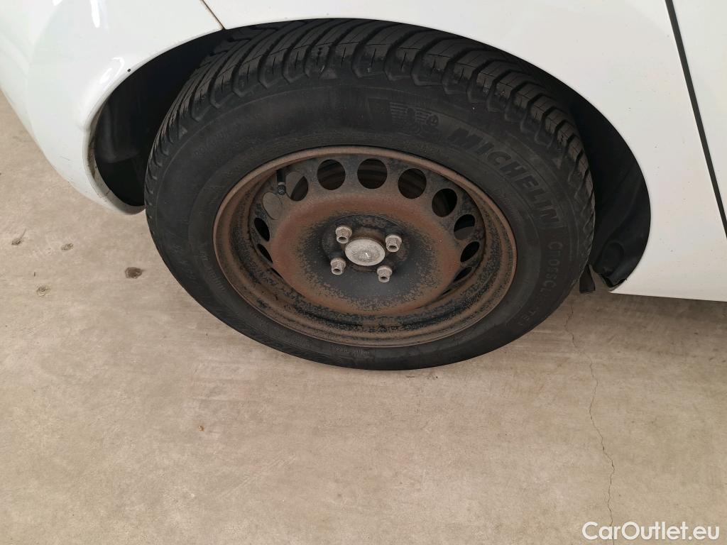  Renault  Clio  IV Air 1.5 dCi 75CV BVM5 E6 #30