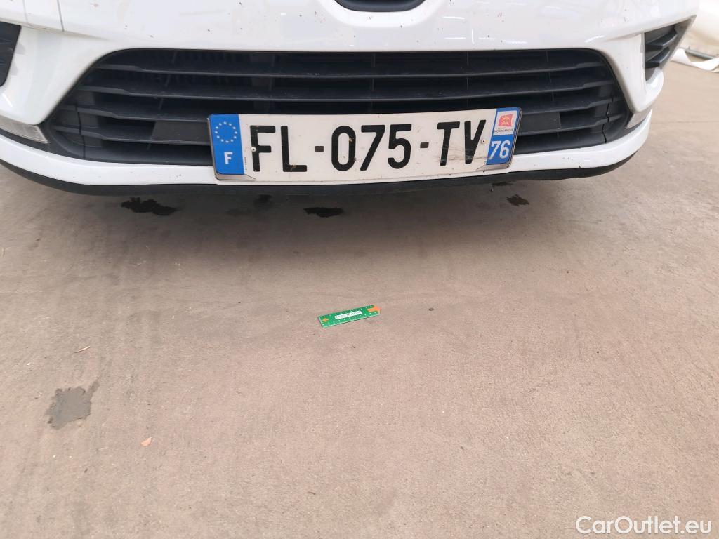  Renault  Clio  IV Air 1.5 dCi 75CV BVM5 E6 #21