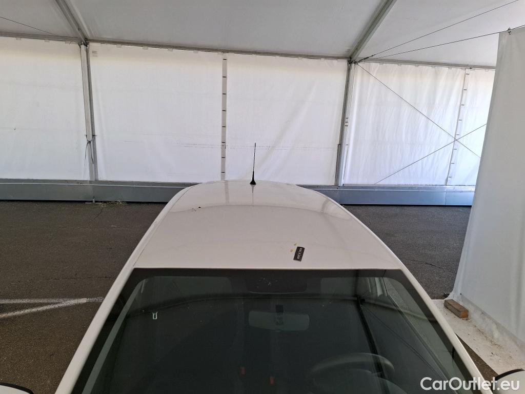  Renault  Clio  IV Air MediaNav 1.5 dCi 75CV BVM5 E6 #23
