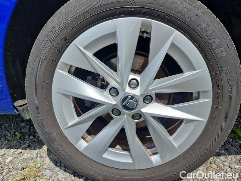  Skoda  Octavia  Combi (NX3)(2020) Oct.Com.1.4TSI 150 Style AT #7